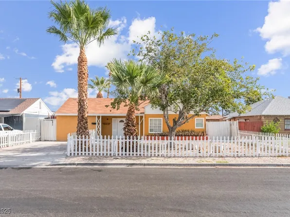 1515 S 11th St, Las Vegas, NV 89104