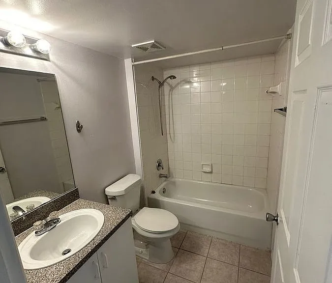 5005 Wiles Rd #102 — Photo 19