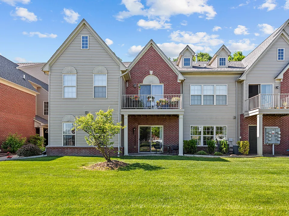 607 Addington Ln