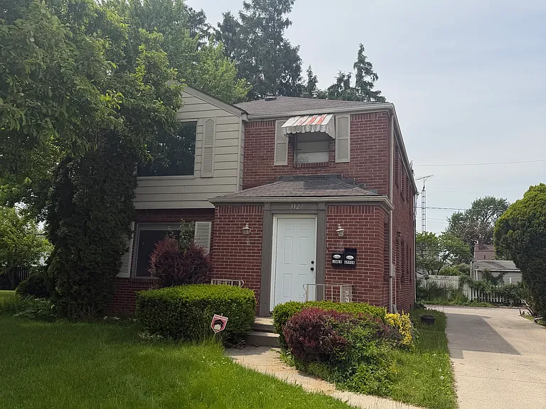 3127 Meadowbrook Ct #2 — Photo 23