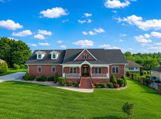504 Lynnwood Dr, Athens, TN 37303