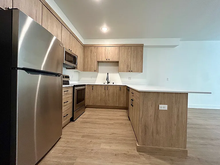 11015 NE 26th St #2 — Photo 22