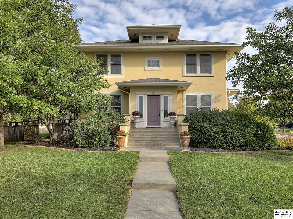 1st image of 300 Blue Sage Blvd