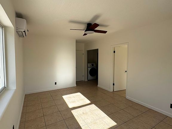5th image of 1521 NW 5th Ave #F