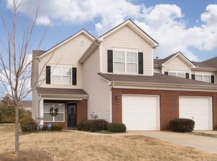 2327 Calabassas Ln, Matthews, NC 28105