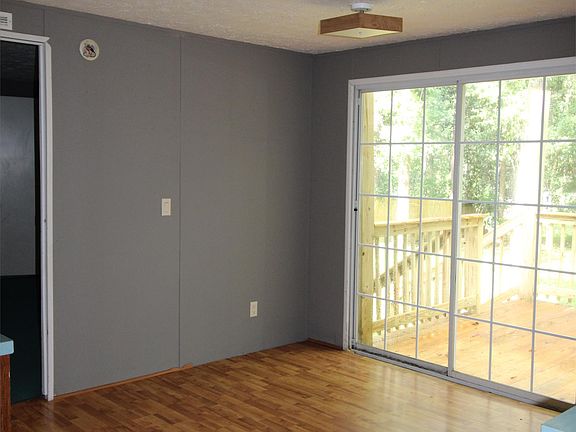 5th image of 5848 Deer Park Cir