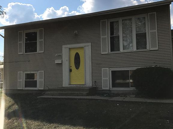 2nd image of 17680 Country Club Ln