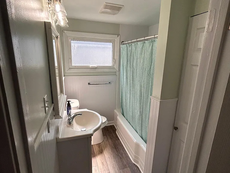 104 Mariemont Ave #LOWER — Photo 16