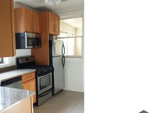 9628 S Ewing Ave #1, Chicago, IL 60617