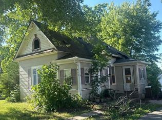 512 Park Ave, Goodhue, MN 55027