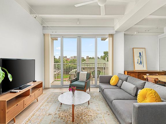 4th image of 3614 Montrose Blvd Unit 306
