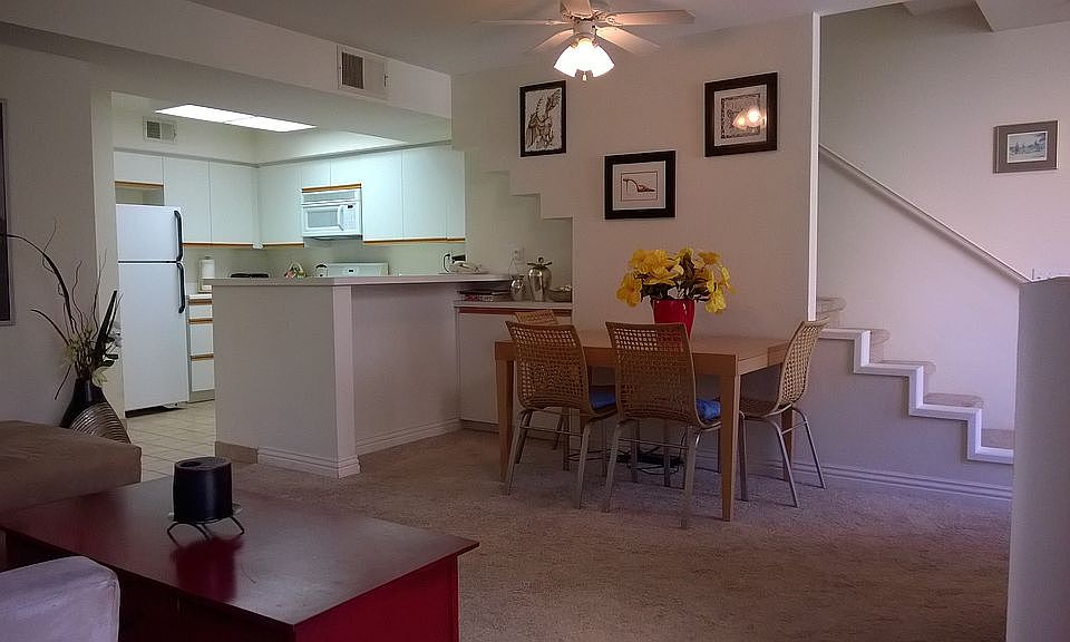 2nd image of 1555 N Chaparral Rd #106