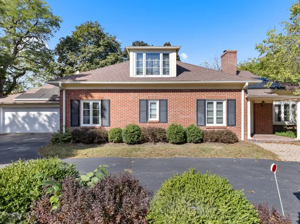 2020 Glenview Rd, Rockford, IL 61107