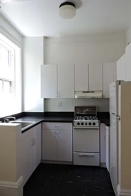 Rented by Brown Harris Stevens | media 7