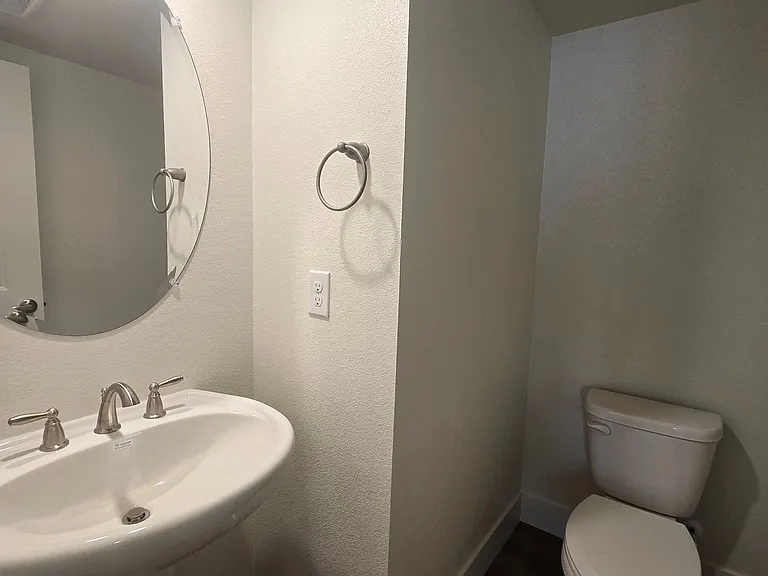 5854 Altitude St — Photo 12