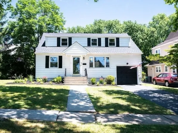 201 Thomas St, Cranford Twp., NJ 07016