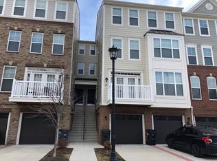 25250 Orchard View Ter, Chantilly, VA 20152