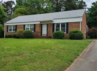 3323 Colony Dr, Jamestown, NC 27282