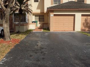 15435 SW 111th Ln, Miami, FL 33196