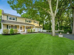 50 Dogwood Ln, Northport, NY 11768