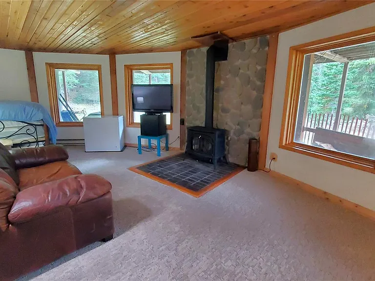 92 County Road 855 — Photo 5