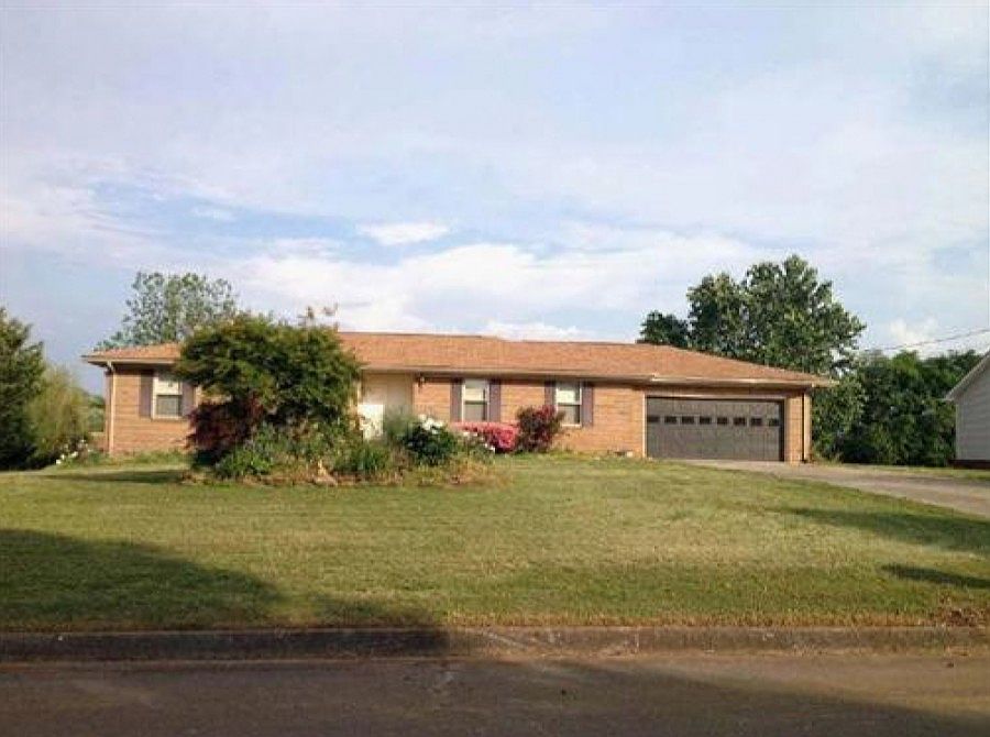 1st image of 3336 Melanie Dr
