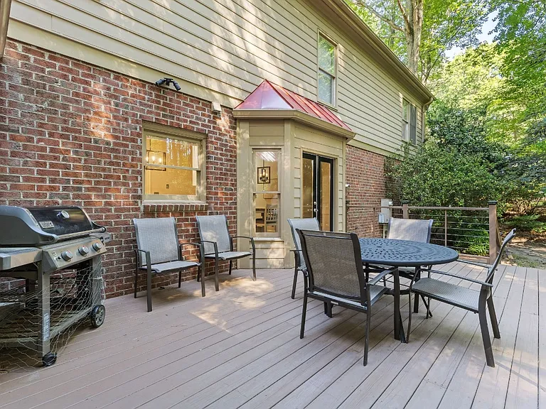 5008 Wood Valley Dr — Photo 19