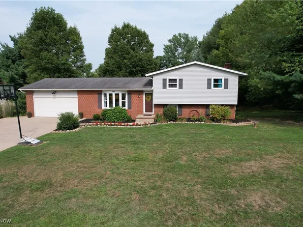 5464 Briggle Ave SW, East Sparta, OH 44626