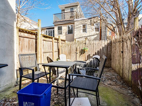 4th image of 1607 Bainbridge St