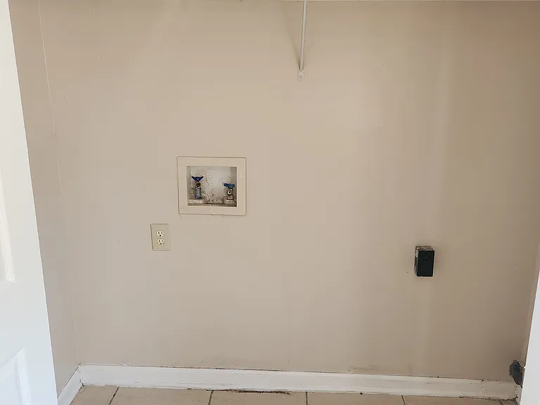 3103 Singletary Dr #B2 — Photo 5