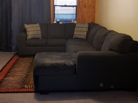 3rd image of 28 Tenandaho Ln