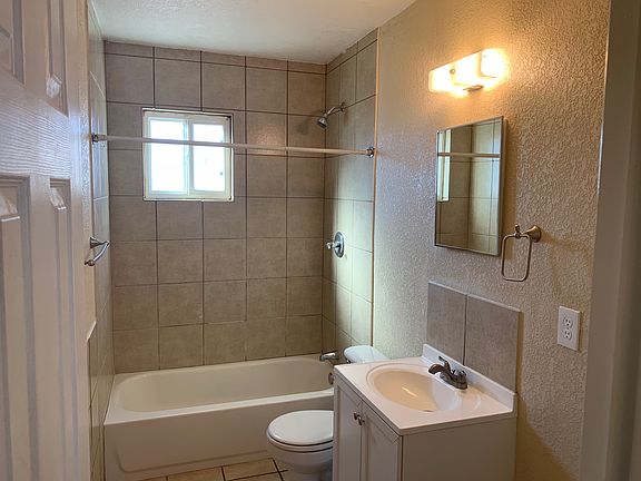 5th image of 4408 Sunrise Ave APT 14