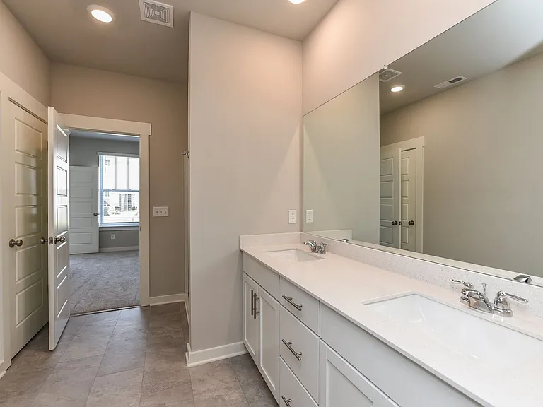 728 Mickelson Way — Photo 22