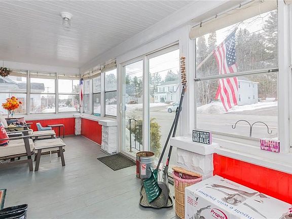 5th image of 71 Saratoga Blvd