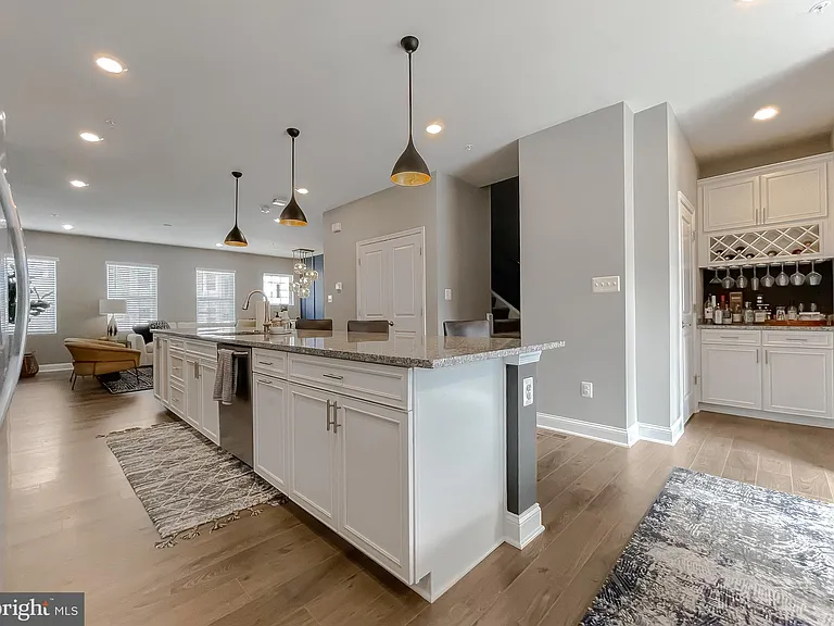 23810 Myrtle Glen Way — Photo 19
