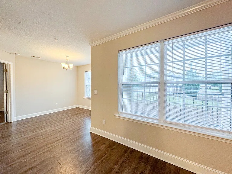 Wyngrove Apartments — Photo 53