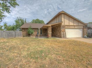 3008 E Memphis St, Broken Arrow, OK 74014