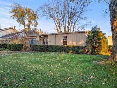 916 Mayflower Ave, Bloomington, IL, 61701
