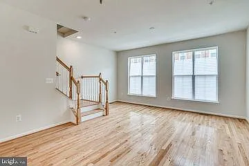 612 Totten Pl NE — Photo 11