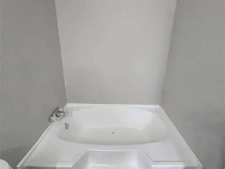15774 Clarke Springs Dr #15774C — Photo 11