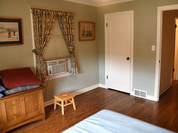 Upstairs front of house bedroom