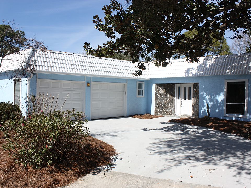 1st image of 105 Grand Lagoon Shores Dr