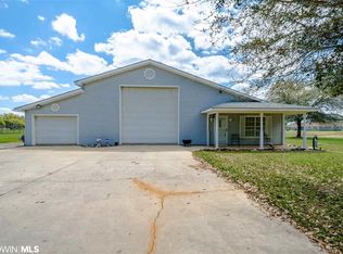26100 Frank Rd, Elberta, AL 36530