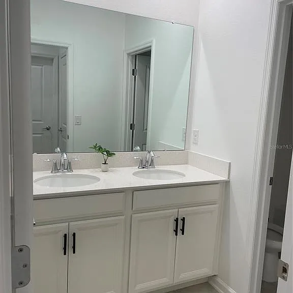 1447 Roxy Ln — Photo 19