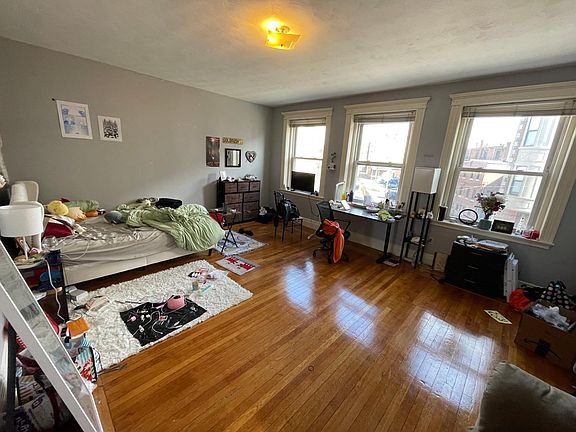 2nd image of 61 Saint Marys Ct #21E