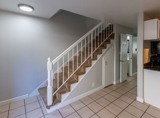 25455 Whitman St APT 8, Hayward, CA 94544