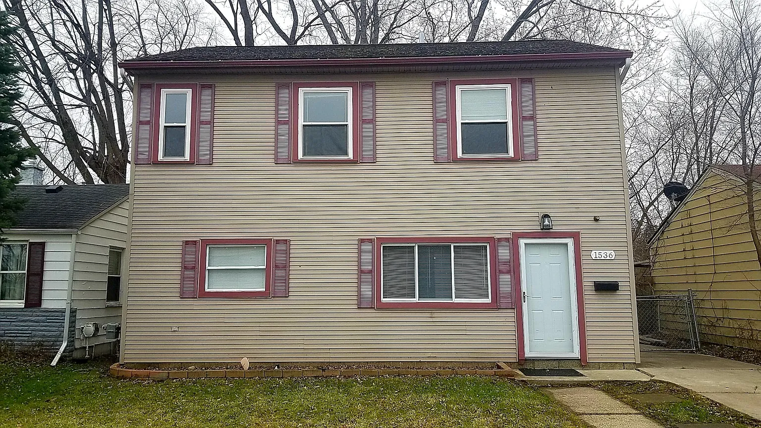 1536 E Woodruff Ave photo 1