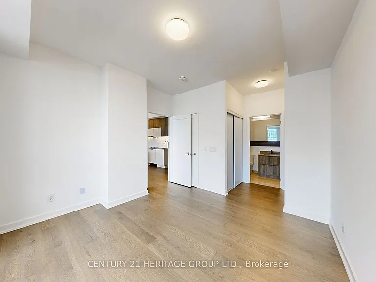 8888 Yonge St #225 — Photo 12