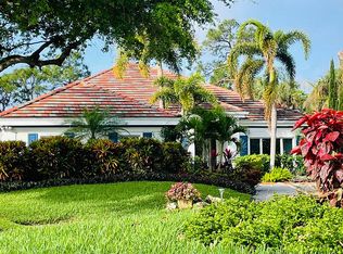 724 Ashburton Dr, Naples, FL 34110
