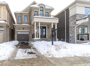 3352 Marchington Sq, Pickering, ON L1X 0N1